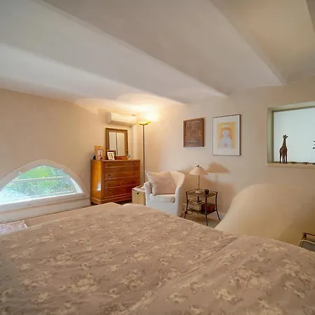 Bed & Breakfast Valbois Cannes