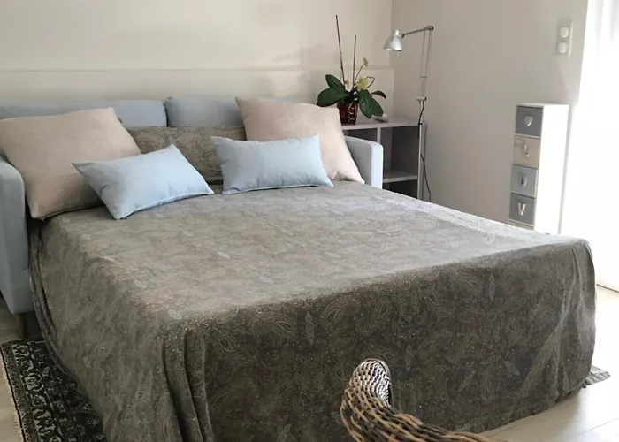 Valbois Bed & Breakfast 3*